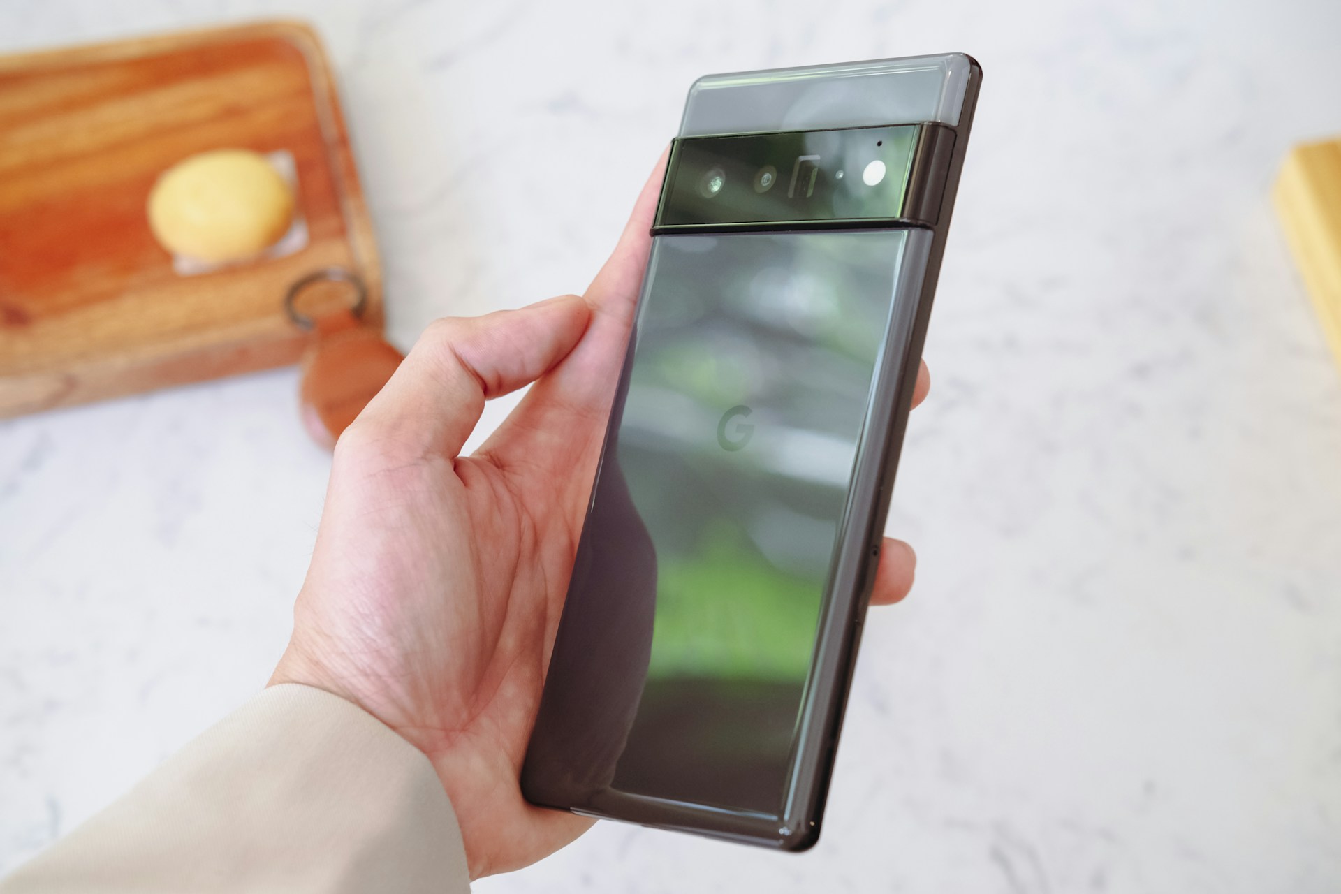 『3年保証』 Pixelスマートフォンのバッテリー性能が進化、1,000回の充電 スマートフォン本体