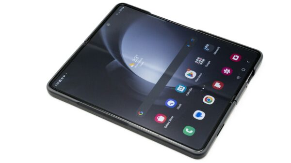 Samsung、Galaxy Z Fold 6 Special Editionのリリースが間近に迫るも、その実態には謎が残る